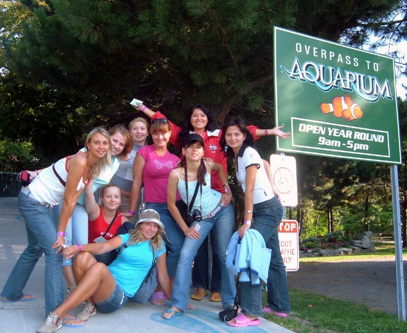Exchange group at the Niagara Aquarium